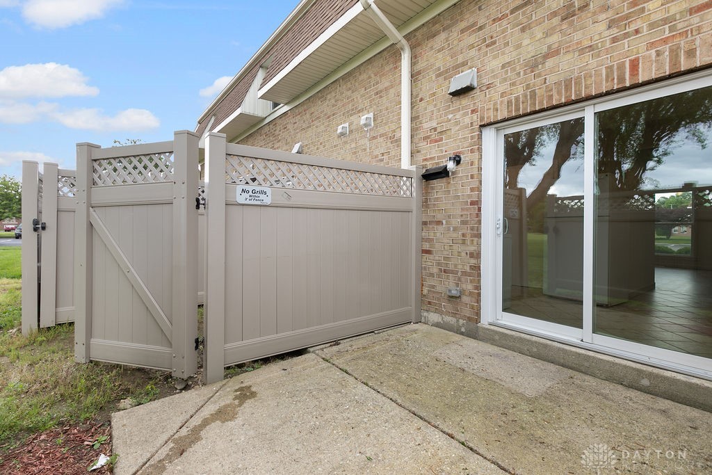 1050 Frederick Drive, Xenia, Ohio image 30