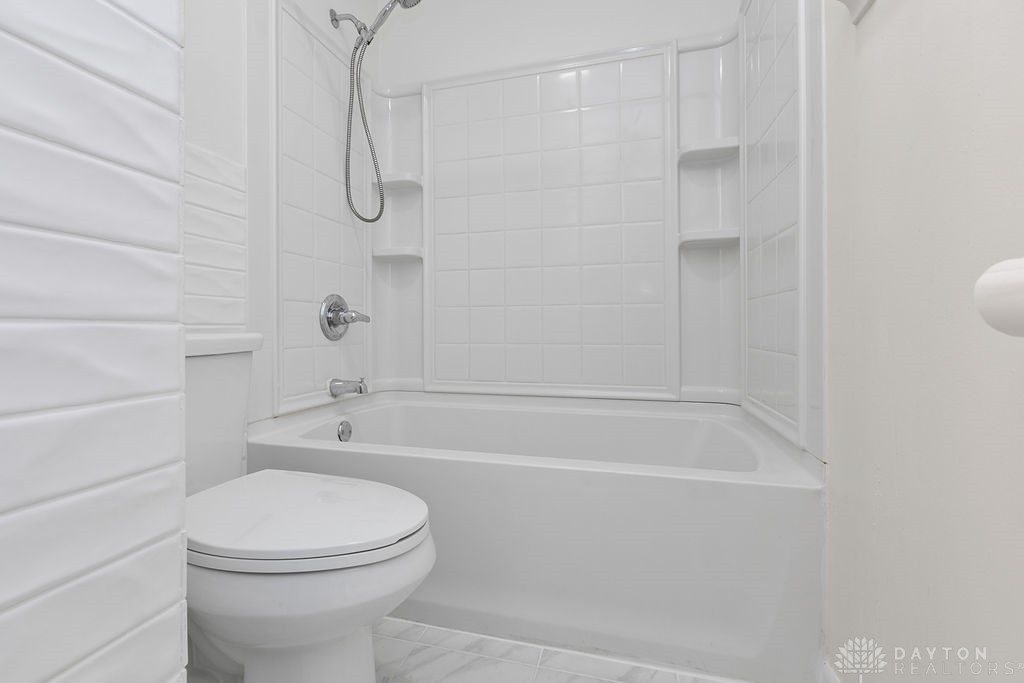 1050 Frederick Drive, Xenia, Ohio image 22