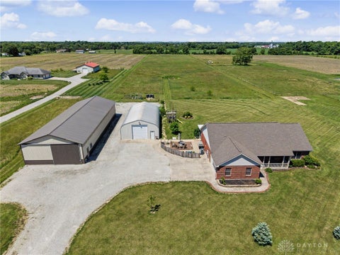 Homes For Sale - 7338 Bard Road<br/> Tipp City, OH 45371