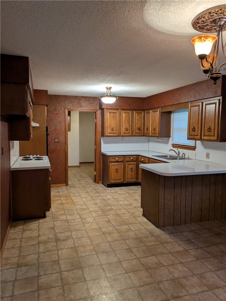106 Wellsley Court