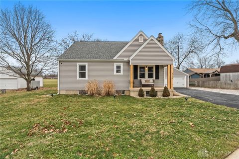 Photo of 6065 Shull Road, Dayton, OH 45424 (MLS # 949745)
