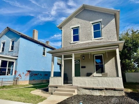 Photo of 44 Bell Street, Dayton, OH 45403 (MLS # 946468)