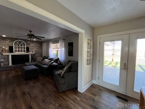 Tiny photo for 914 Briarcliff Avenue, Piqua, OH 45356 (MLS # 946054)