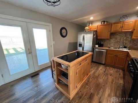 Tiny photo for 914 Briarcliff Avenue, Piqua, OH 45356 (MLS # 946054)