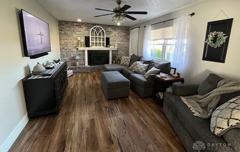 Tiny photo for 914 Briarcliff Avenue, Piqua, OH 45356 (MLS # 946054)
