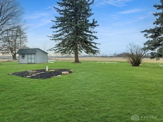 810 N Dugan Road, Urbana, Ohio image 12