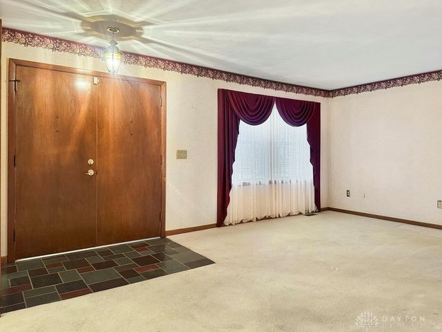 810 N Dugan Road, Urbana, Ohio image 27
