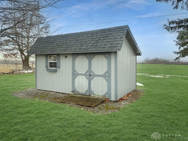 810 N Dugan Road, Urbana, Ohio image 11