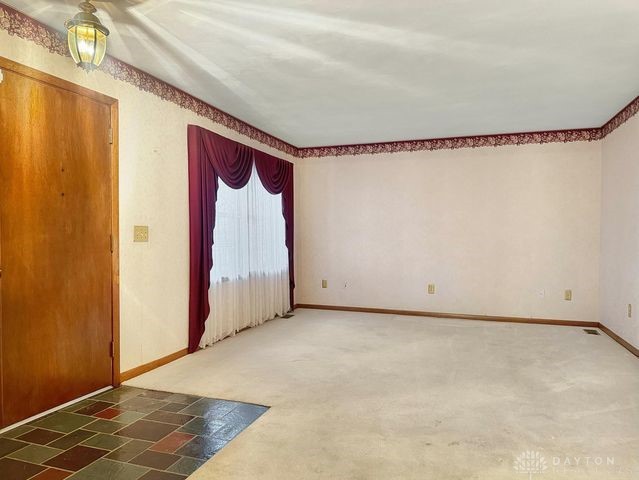 810 N Dugan Road, Urbana, Ohio image 28
