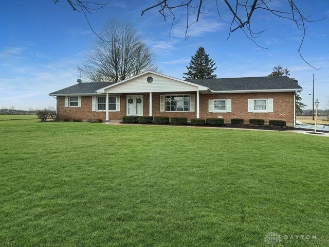 810 N Dugan Road, Urbana, Ohio image 2