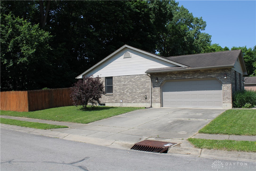 108 Esther Drive, Lewisburg, Ohio image 3