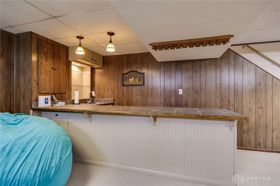 1401 Meadow Moor Drive, Beavercreek, Ohio image 41