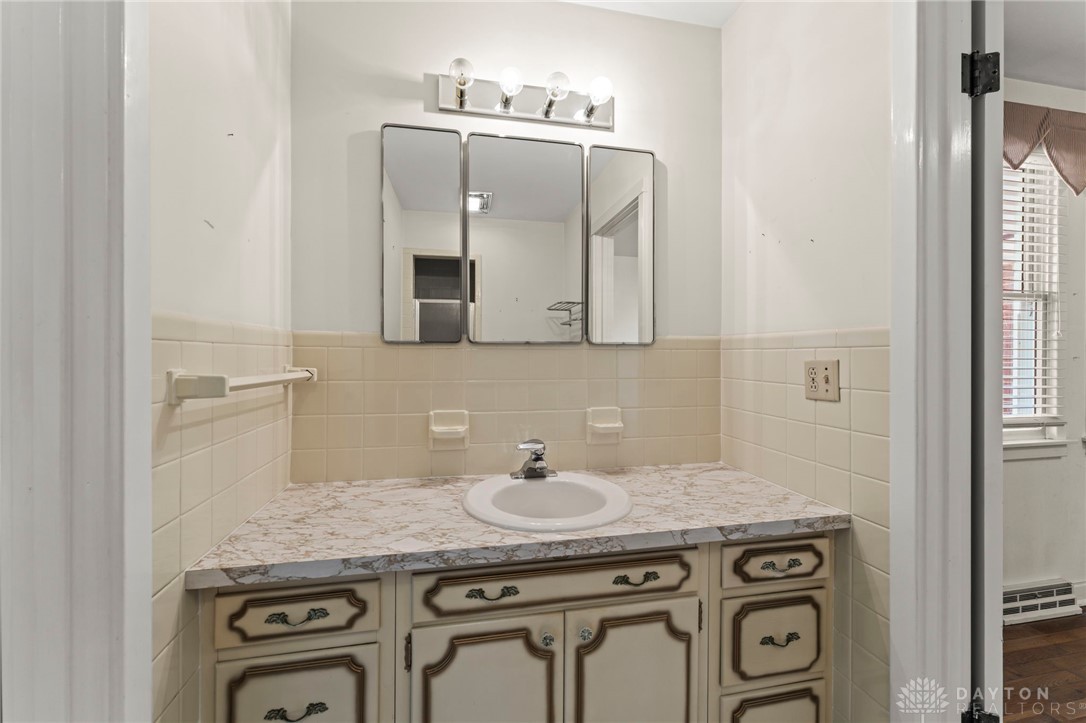 1040 Hillcrest Drive, Troy, Ohio image 31
