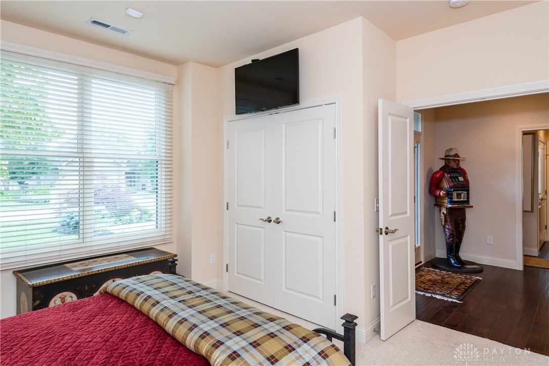 197 Harbour Drive, Springboro, Ohio image 23