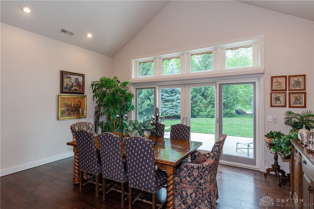 197 Harbour Drive, Springboro, Ohio image 12