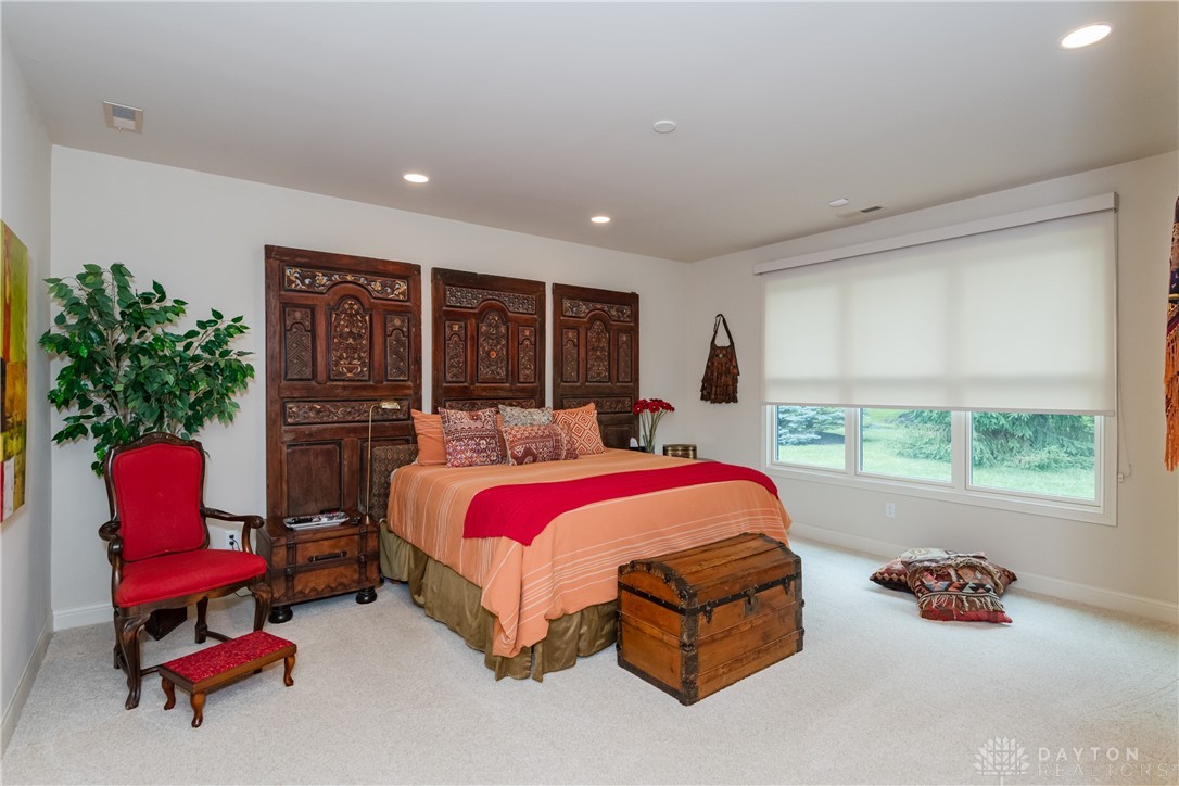 197 Harbour Drive, Springboro, Ohio image 14