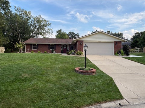 Homes For Sale - 2308 Wrenside Lane<br/> Dayton, OH 45440