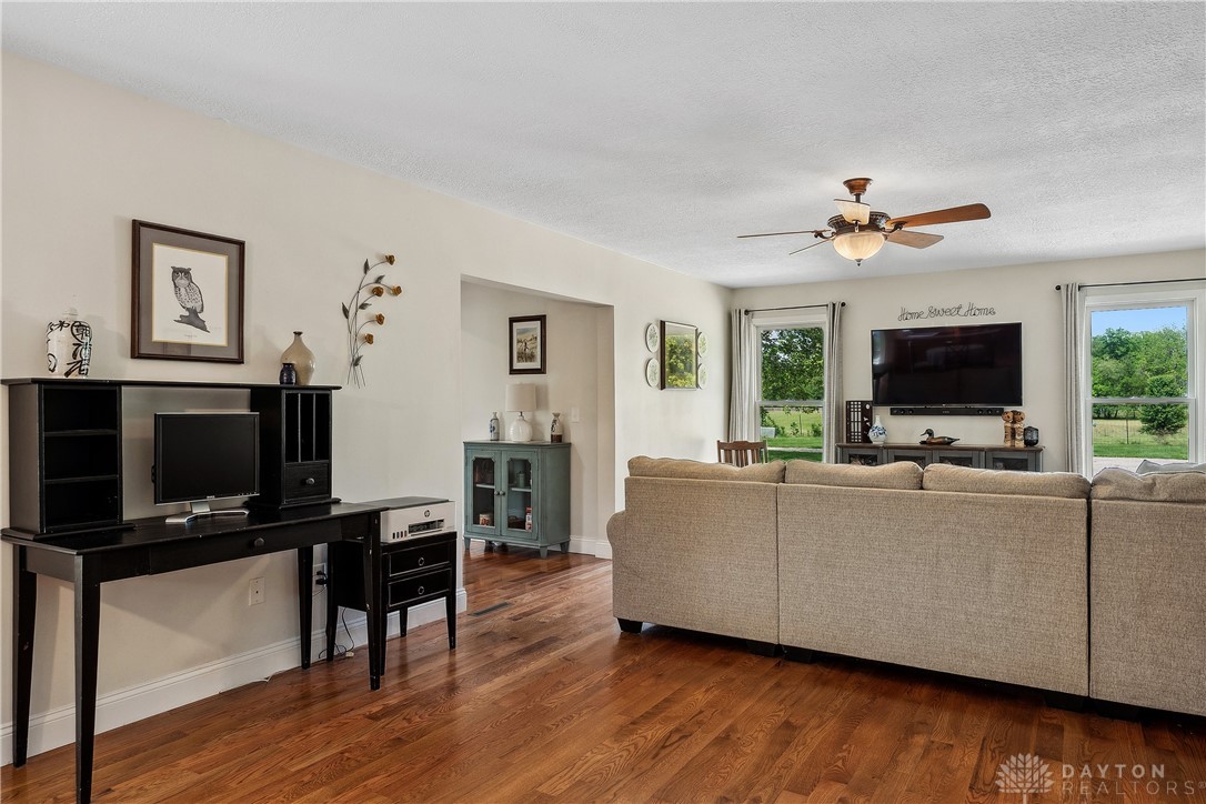 1125 Ankeney Road, Beavercreek, Ohio image 25