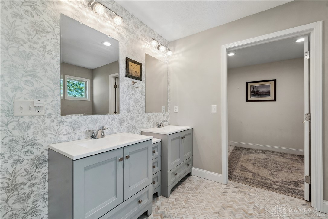 1125 Ankeney Road, Beavercreek, Ohio image 32