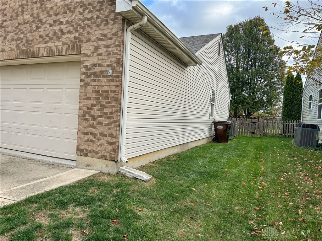 60 N Dockside Drive, Springboro, Ohio image 3