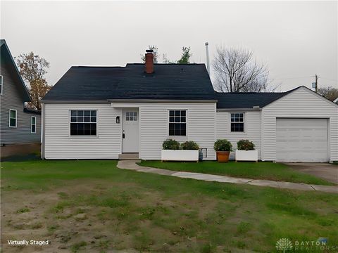 Photo of 42 Swallow Drive, Dayton, OH 45415 (MLS # 948936)