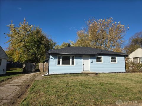 Photo of 5349 Pickford Drive, Dayton, OH 45432 (MLS # 947136)