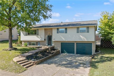 Photo of 811 Moon Court, Miamisburg, OH 45342 (MLS # 945018)
