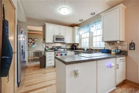 Tiny photo for 6322 Ring Neck Drive, Dayton, OH 45424 (MLS # 944363)