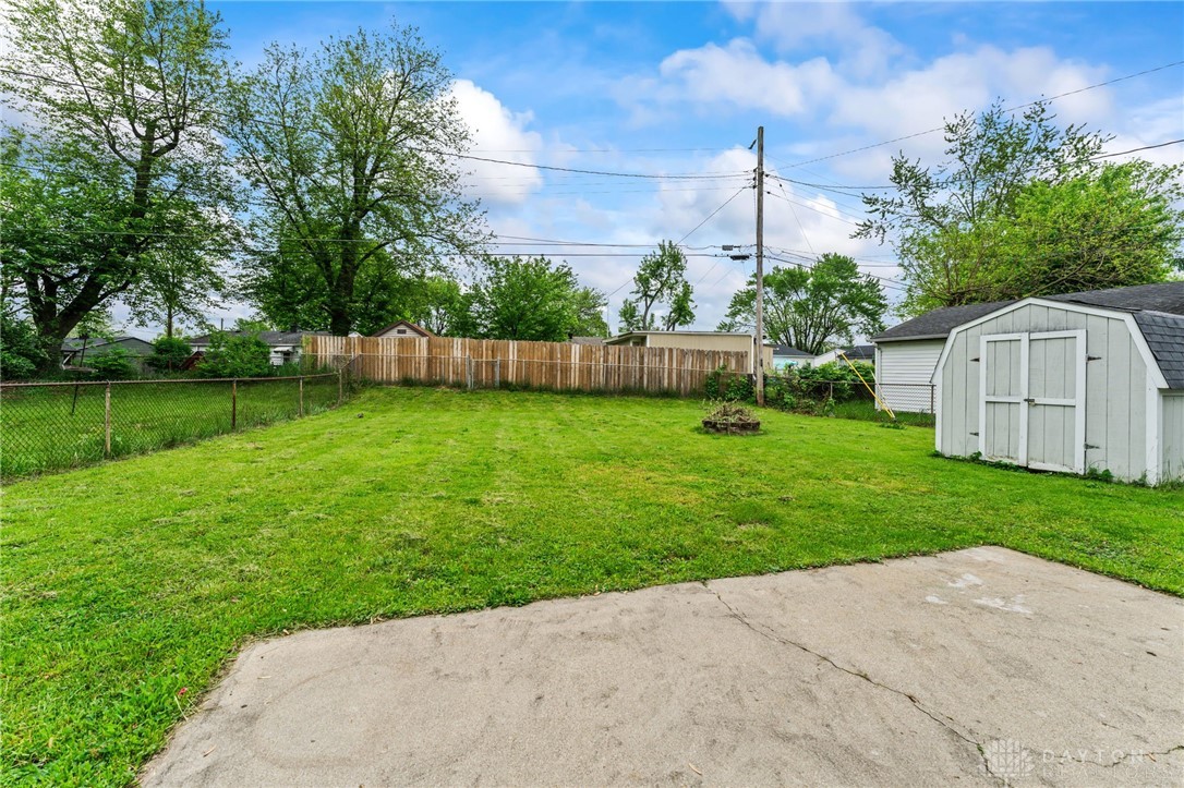 1896 Kylemore Drive, Xenia, Ohio image 5