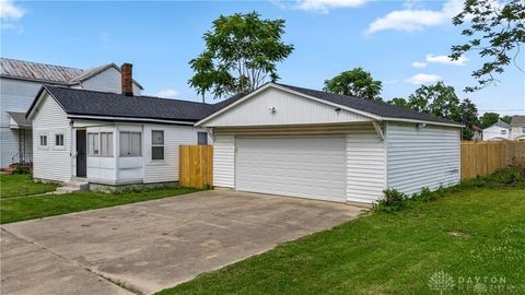 Photo of 146 N Marion Street, Dayton, OH 45417 (MLS # 944857)