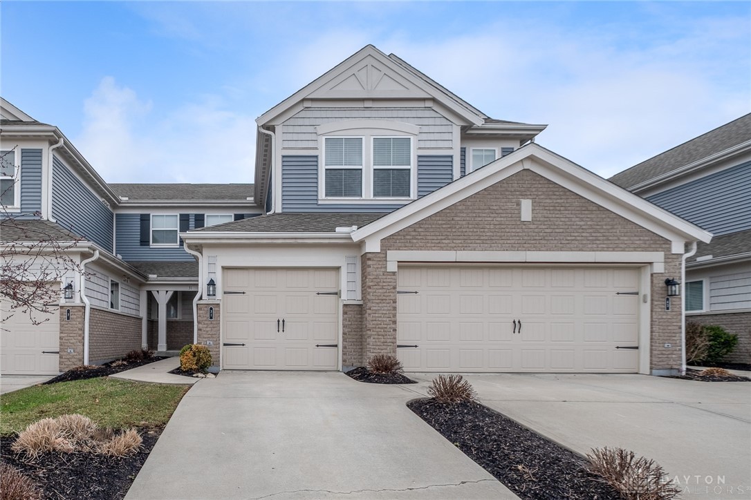 31 Rippling Brook Lane, Springboro, Ohio image 1