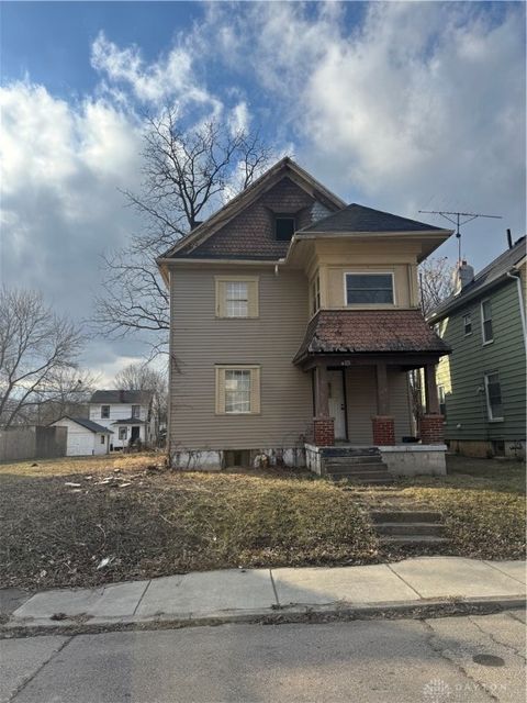 Photo of 809 Faulkner Avenue, Dayton, OH 45402 (MLS # 951108)