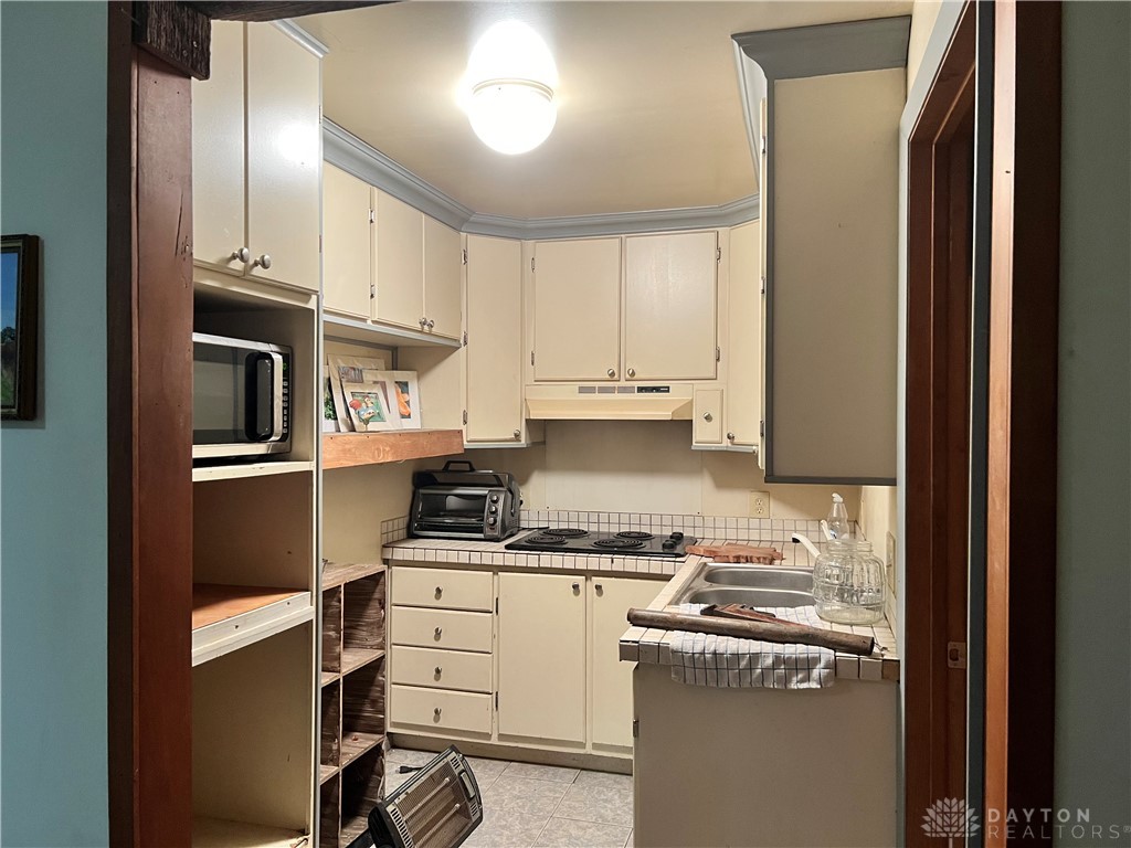 9707 Honey Run Rd, Russellville, Ohio image 10