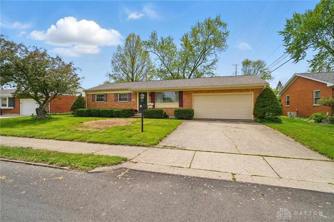480 Kirk Lane, Troy, Ohio image 3