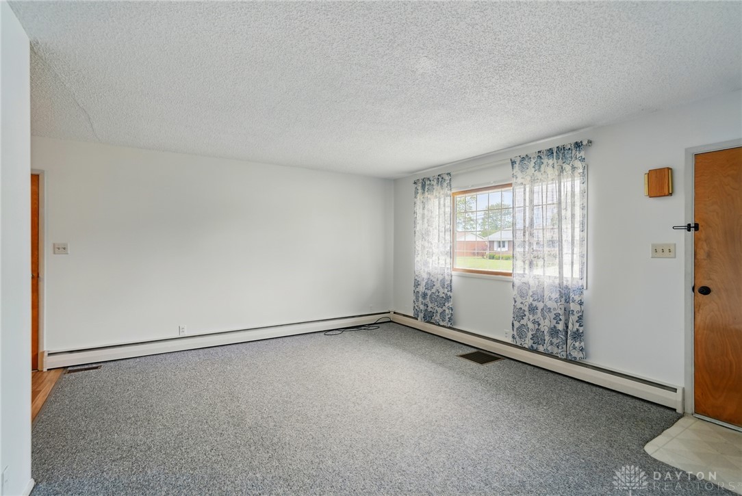480 Kirk Lane, Troy, Ohio image 7