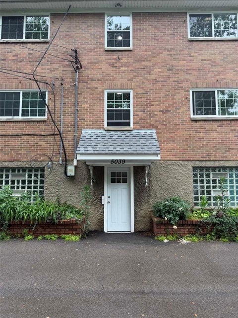 Apartment For Rent - 5039 Far Hills Avenue<br/> Dayton, OH 45429