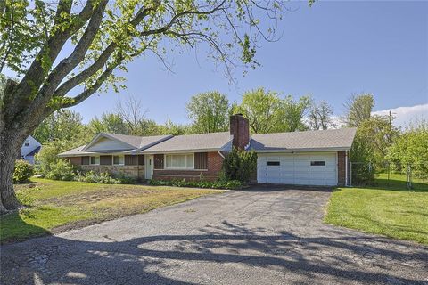 Photo of 3783 Kemp Road, Beavercreek, OH 45431 (MLS # 957169)