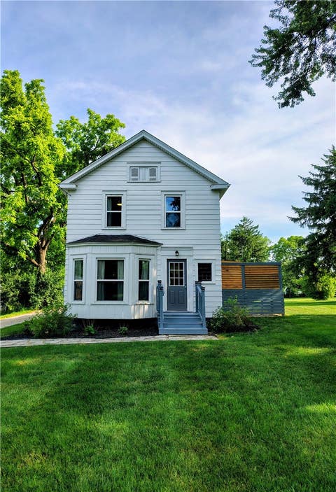 Homes For Sale - 3689 W National Road<br/> Springfield, OH 45504
