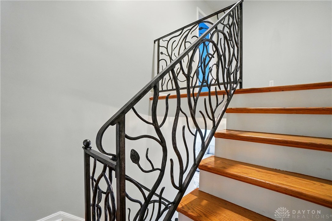 8415 Crestdale Court, Cincinnati, Ohio image 37