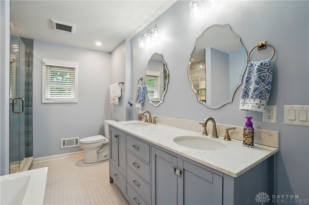 8415 Crestdale Court, Cincinnati, Ohio image 44