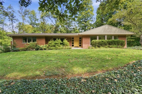 Photo for 751 Laurelwood Road