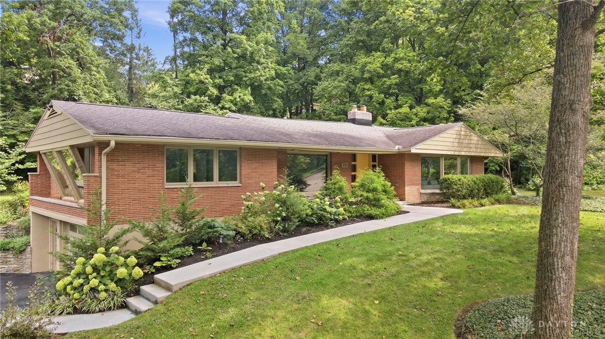 751 Laurelwood Road
