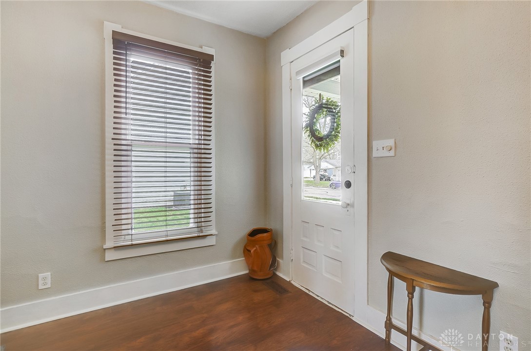 25 S 9th Street, Miamisburg, Ohio image 5