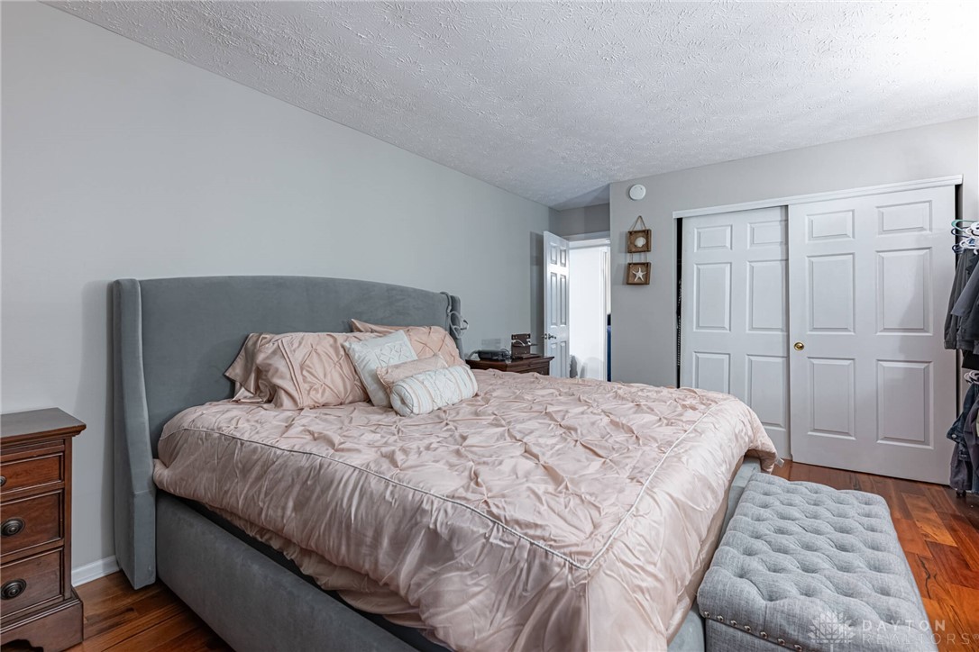 2540 Greenside Drive, Beavercreek, Ohio image 25