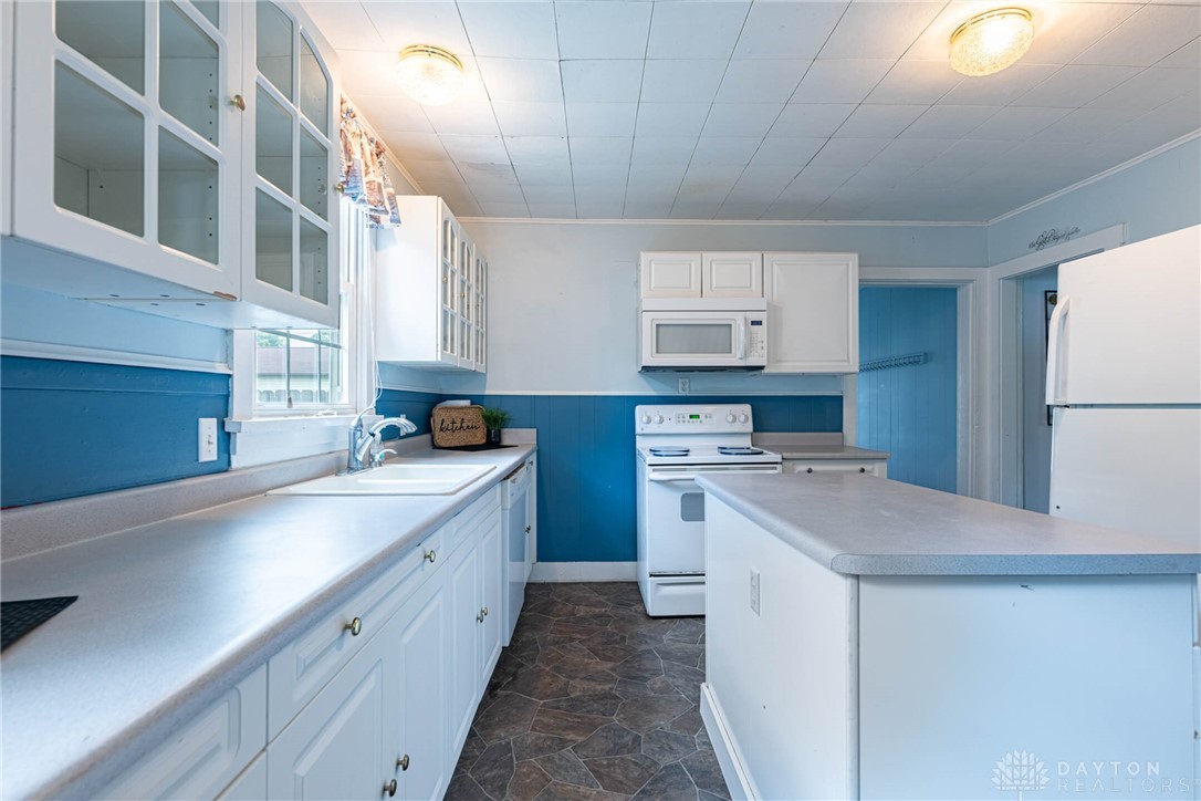 2032 Irwin Avenue, Springfield, Ohio image 12