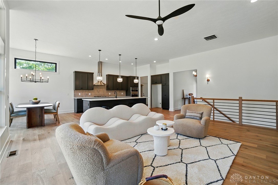 8559 Wandering Brook Way, Waynesville, Ohio image 15