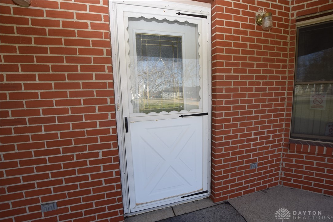 8535 S Flick Road, Tipp City, Ohio image 3