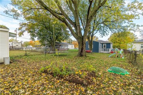 Tiny photo for 803 Dingman Street, Sidney, OH 45365 (MLS # 947036)