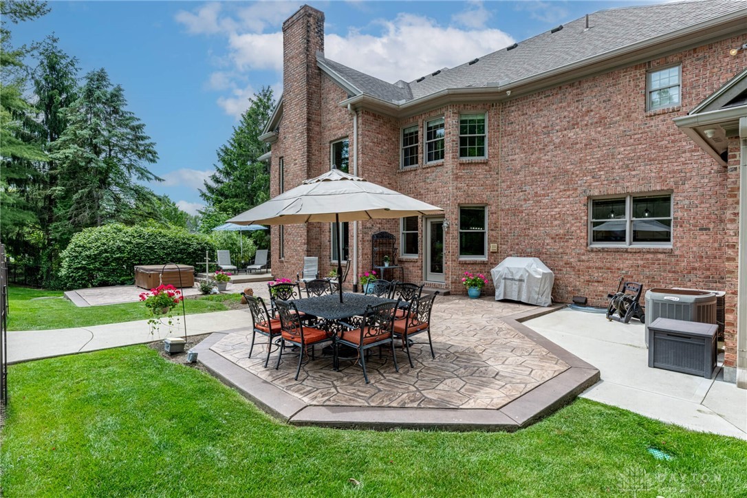 1370 Soaring Heights Drive, Dayton, Ohio image 14