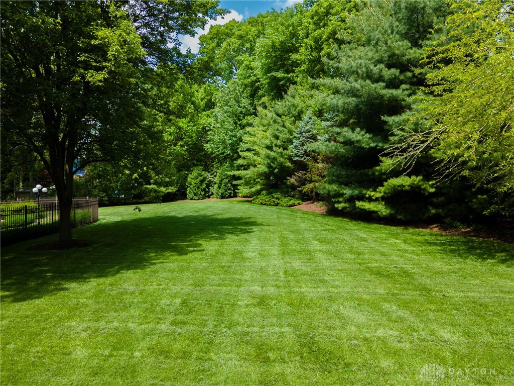 1370 Soaring Heights Drive, Dayton, Ohio image 19
